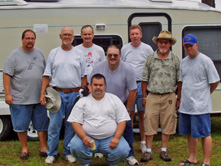 Rear L-R: David (K4EHI), Ron (KI4HEQ), Shane (KE4KAK), Joe (AA4BZ), John (WD8LQT), Thurston (W6NY), Tim (AA4SS), Front: Pete (K4QHR)